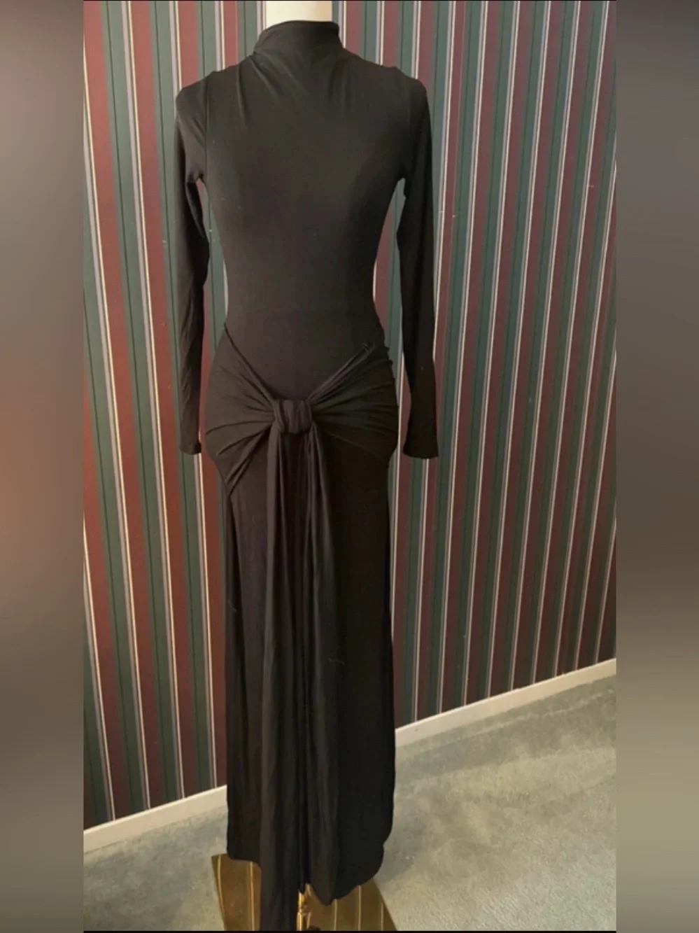 black bell sleeve long dress Dramatic Long-Bell-Sleeve Long Formal Dress main image 0